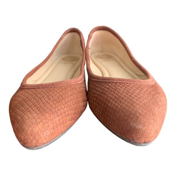 VINCE CAMUTO LEATHER FLAT 7 ½ brown/rust textured Snake-Embossed Pointed Toe  - Picture 3 of 13
